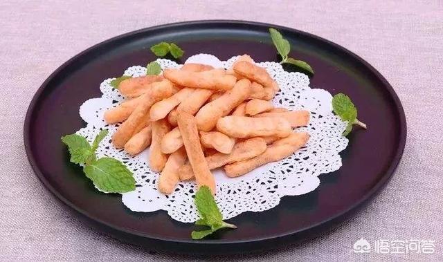 一周岁的宝宝，过年可以做点什么特别的辅食给她们吃呢？烹饪高手们给出出主意吧？