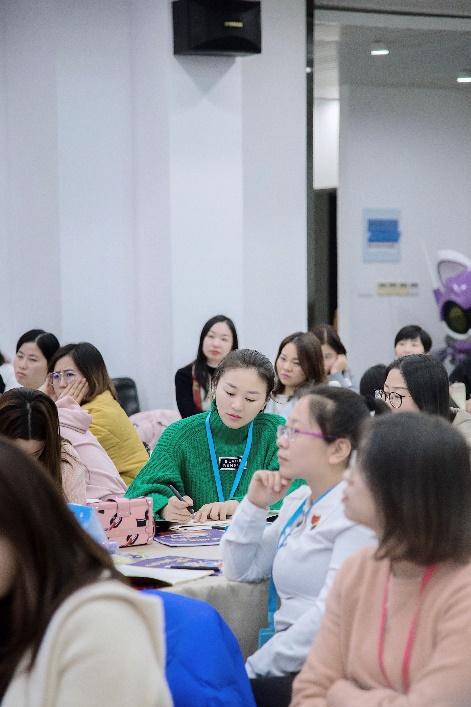 阅读，陪伴一生的习惯！—万色城带领妈妈们探索亲子阅读之旅