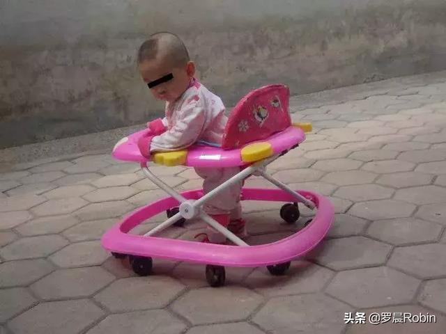 曝光！这种宝宝学步车危害多，有致命威胁，快来看看家里有没有？