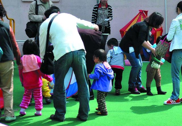 “孩子你被打了，就打回去！”这样告知孩子的，会是怎样的家长