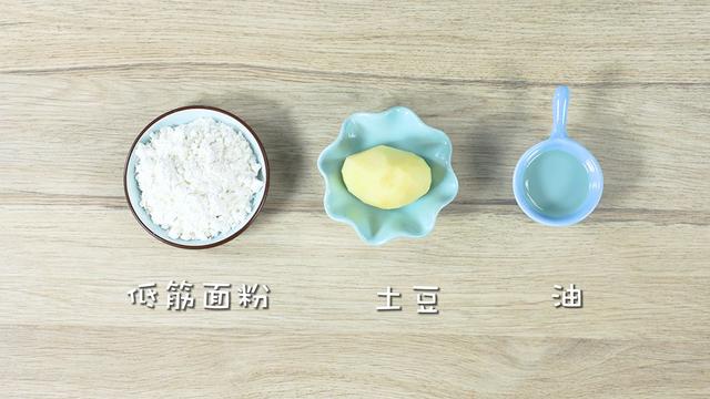 培养宝宝独立吃饭，这种手指食物少不了！无糖少油，比薯片营养！