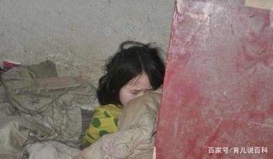 中国女孩被父母抛弃后，美国夫妇将她领养，如今女孩过得怎么样？