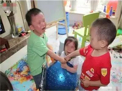 “让给弟弟吧，我再给你买！”说这话的妈妈都有病，得治！