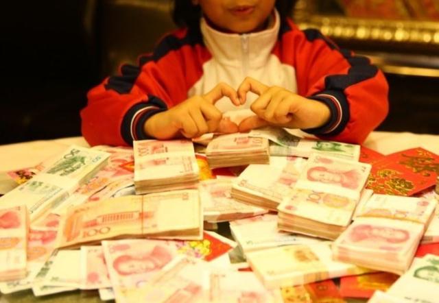 压岁钱给多少才合适？最好别超过这个数，不然对孩子有害无益
