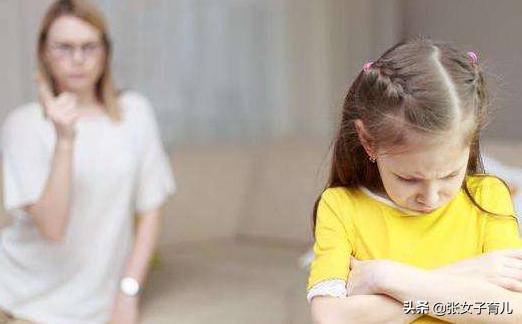 当孩子发脾气时，妈妈第一时间这样做，孩子以后更容易成功