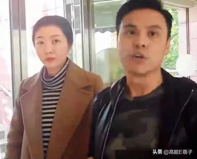 熊黛林为9个月大双胞胎抢知名幼儿园学位，孩子的学费问题引热议