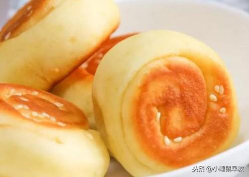 不用烤箱也能做的手撕小面包的做法 蓬松又暄软 宝宝的辅食新宠