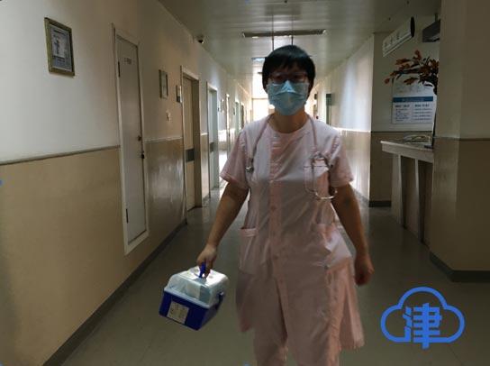 医大二院新生儿科：救治没有春节假期 必须24小时待命
