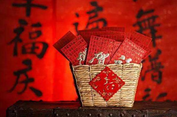 压岁钱是孩子自己留着，还是上交父母手里？这个做法值得父母借鉴
