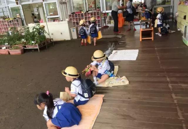 日本在幼儿园的时候就教给孩子10个生活技能，让孩子一生幸福！