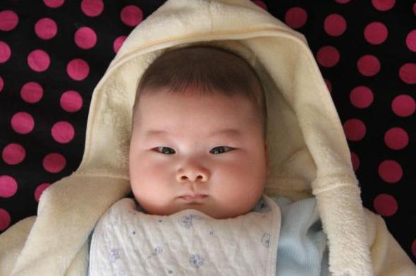 新生儿哪里胖才对？如果胖在这些部位，多是名副其实的“糖宝宝”