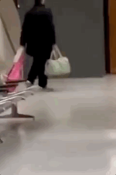 “我第一次养孩子，没什么经验！”哈哈哈哈哈哈哈哈哈