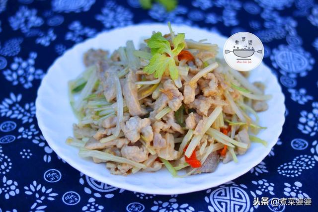 补钙别老喝骨头汤，这菜2块钱一把，赛过6个鸡蛋，更胜2杯牛奶