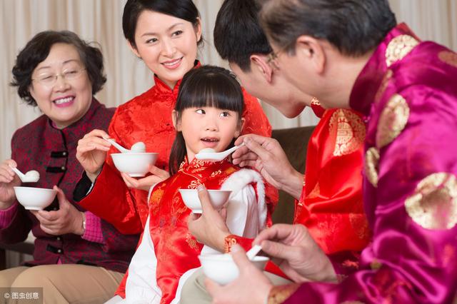 家有小宝宝，拜年时遇到了亲戚强喂食、宝宝气管异物堵塞怎么办？