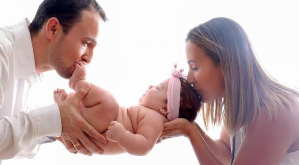 母乳的八大好处，第八个可是为家庭做贡献，但母乳也有弊端