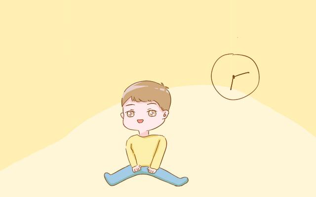宝宝到这个月份就开始认生了，宝妈不用担心，这是宝宝高智商表现