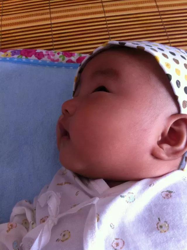 宝贝成长记录——第四月