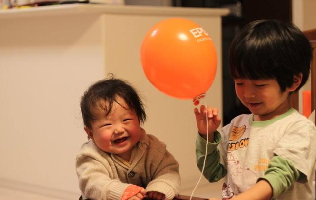 过年走亲戚，注意别让这5种人亲孩子，这可不是开玩笑的