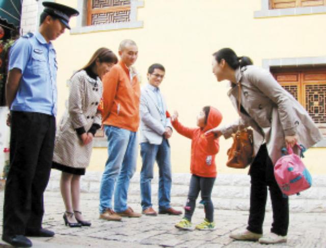 过年期间，孩子不愿意打招呼，父母应该强迫吗？过来看看