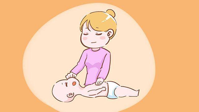 宝宝在百天内，身上有4处最好别碰，容易受伤