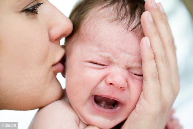 宝宝夜间睡觉不踏实怎么办?这8种情形的应对办法,爸妈需了解