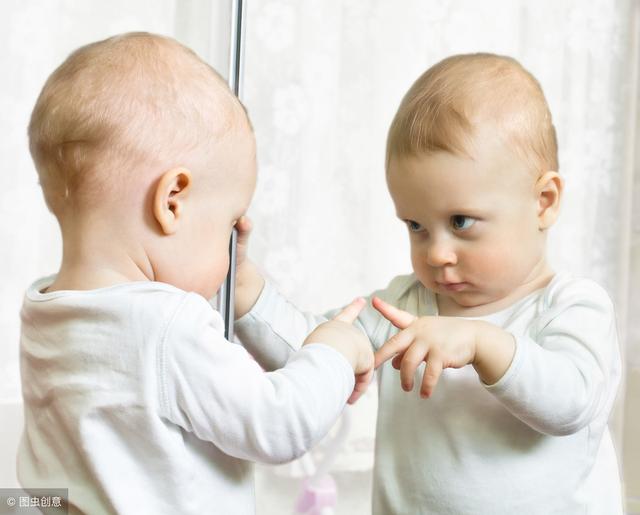 宝宝几时会叫爸妈？不同孩子不同，和三方面有关，第一个要早发现