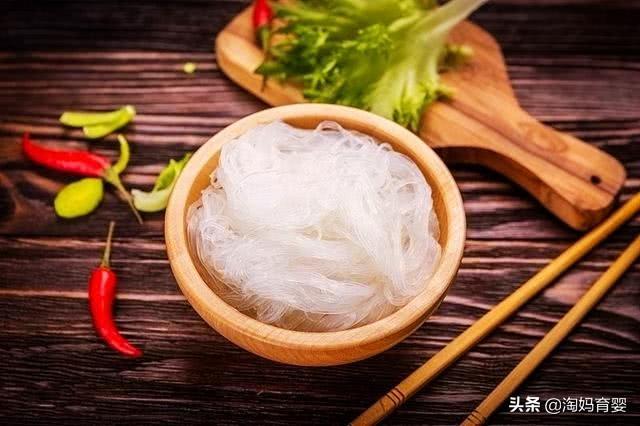 怀孕后，这4类食物孕妇要远离，对胎儿大脑发育有影响