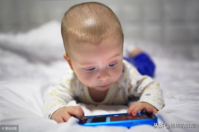 孩子沉溺手机？聪明父母这样做，从根本解决问题，别的家长都效仿