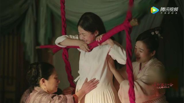 《知否》明兰站立生子引争议，为你盘点一下分娩生产的那些姿势