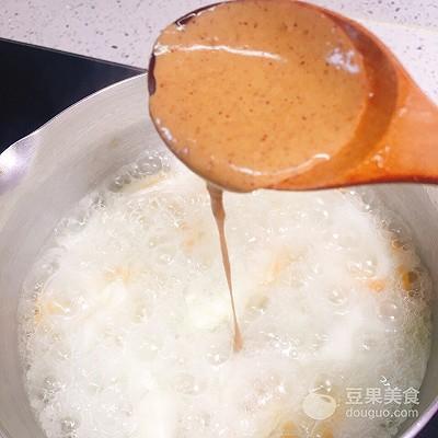 宝宝金桔麻酱粥的做法