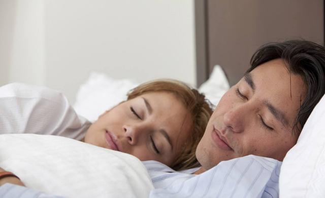 怀胎十个月，夫妻之间都不能同房吗？如今又有了新说法！