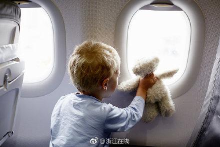 儿童易发“航空性中耳炎” 感冒期间不建议坐飞机
