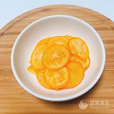 宝宝金桔麻酱粥的做法