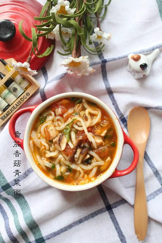 粗粮辅食，帮宝宝调理消化系统——番茄香菇青菜面
