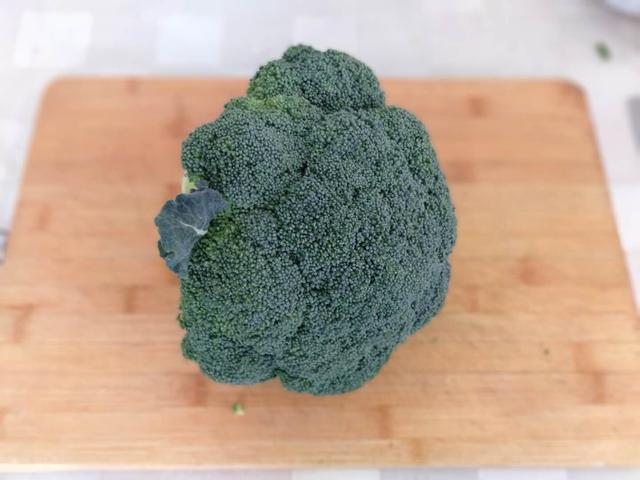 立春后，这菜再贵也要吃，孩子吃了只长筋骨不长肉，越吃个头越高
