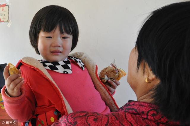 孩子走丢了，找到的时候很多宝妈会这样做，殊不知对孩子伤害很大