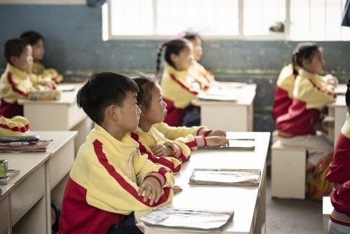 爸爸姓黄，给孩子取这个名字，没想到开学第一天便成了学校名人