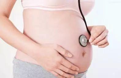 怀孕中晚期肚子发硬要紧吗？