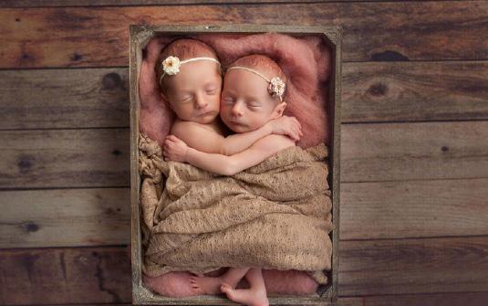 龙凤胎宝宝2岁后，又迎来了双胞胎，这“好孕”羡慕了~，萌化了