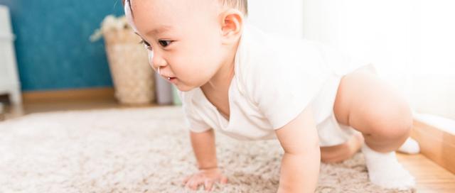 婴幼儿头发稀疏是怎么回事？别乱猜，这里为你解答