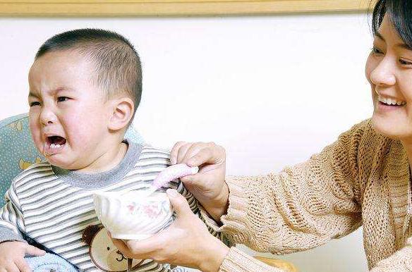 转告家长：孩子腹泻总不好，如果排便有这成分，多半是乳糖不耐受