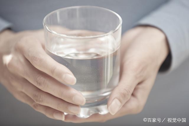 孕期,在这3个时间点多喝水,补充羊水量,对胎儿发育好!