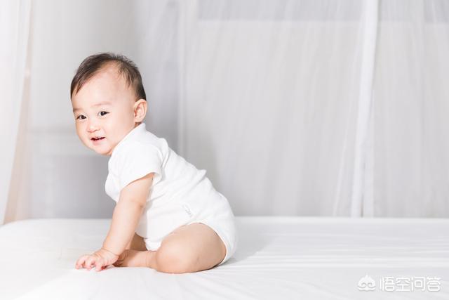自己家宝宝六个月零八天了，为什么还坐不稳？