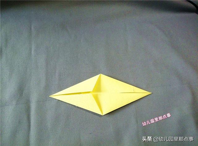 图文步骤|幼儿园亲子手工折纸DIY之站立的公鸡