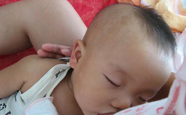 月经期母乳没有营养？母乳质量和什么有关系，宝妈要了解这两点