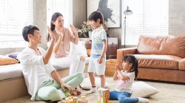 二胎时代：恢复“多子女”后，父母会偏爱哪个孩子？
