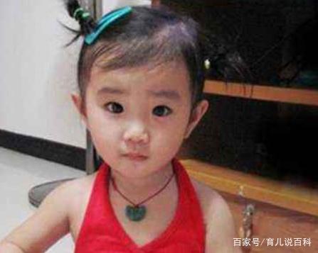宝妈请注意：别再给女儿扎这种辫子，可能会让孩子长不出头发！