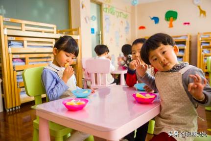 孩子“偏食”都因为啥？不能怪宝宝，这几个原因了解，建议收藏