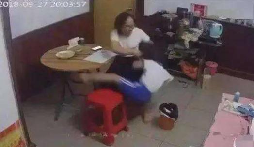 除了打孩子，对孩子大吼大叫也是一种暴力，这些方法可以避免