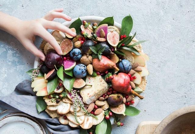 1岁宝宝怎么选辅食？这几个辅食添加的原则，建议妈妈了解一下